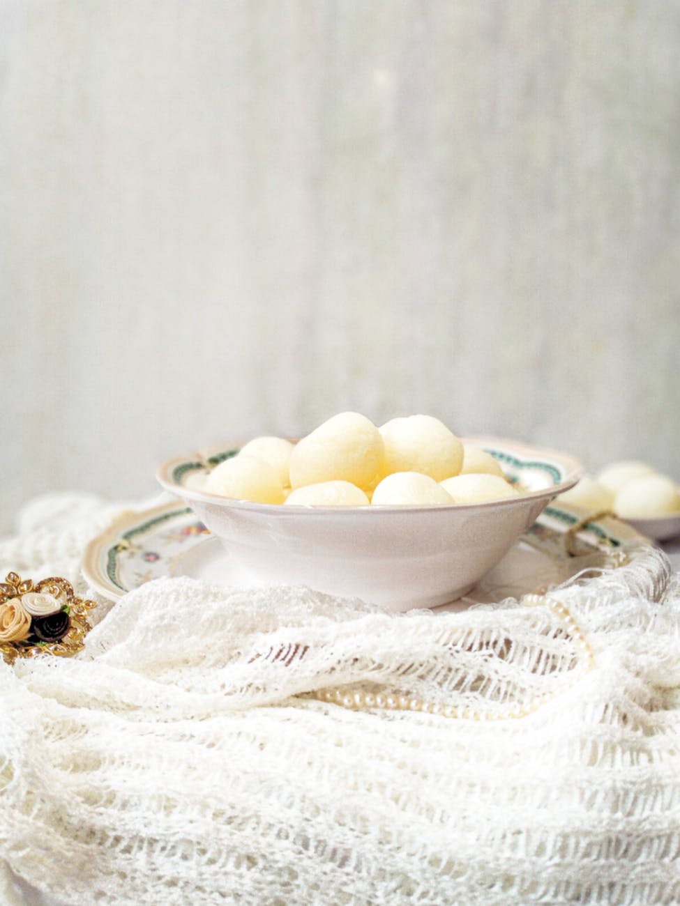 round foods in a bowl
