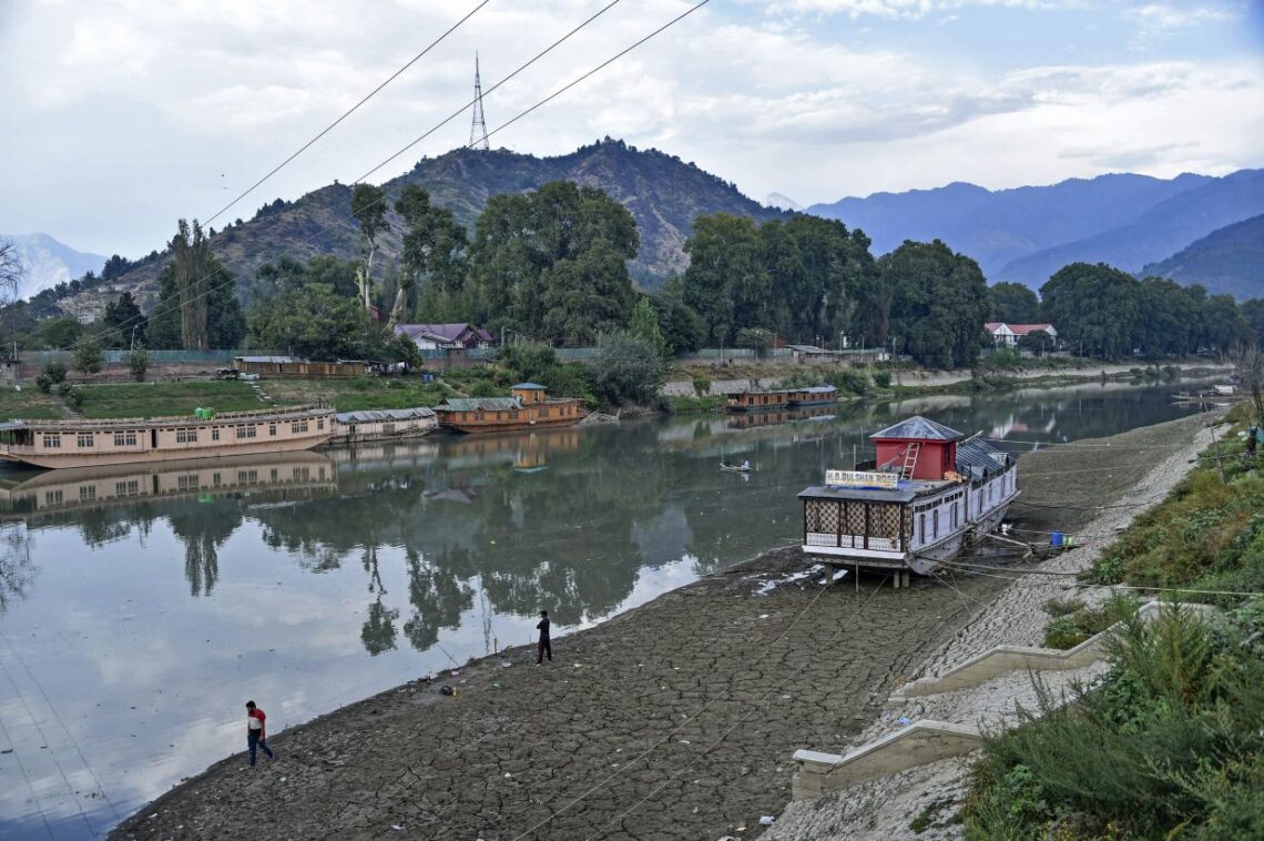 Dry Jhelum 7 1140x758 1