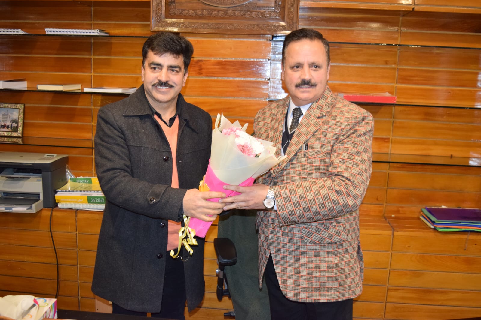 Prof Naseer Iqbal assumes charge as KUs new Registrar