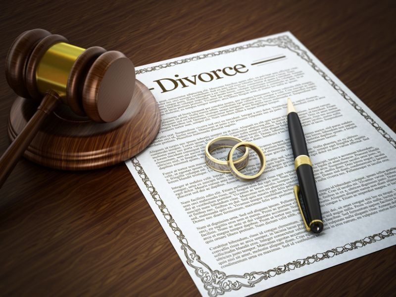 contested divorce photo
