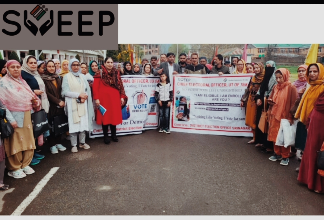 Awareness Rally Run for Democracy under ongoing SVEEP campaign held in Srinagar 1
