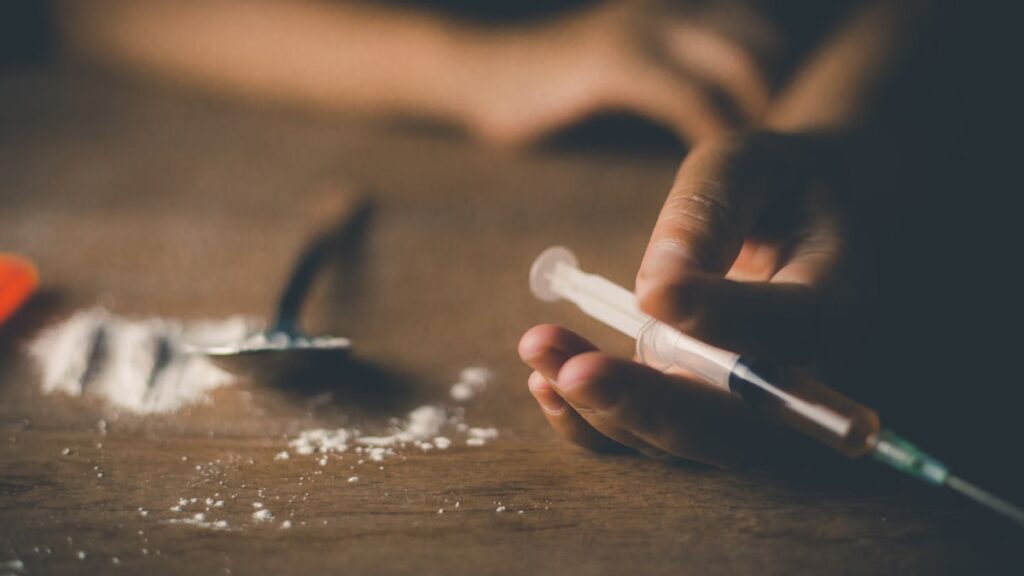 drug addiction in women 165287999016x9 1