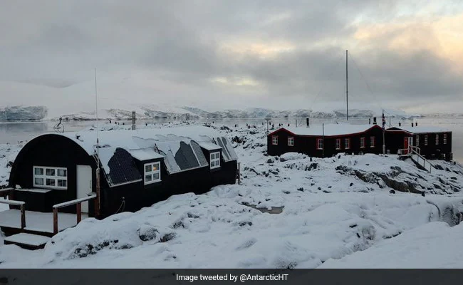 ucvhh2no port lockroy