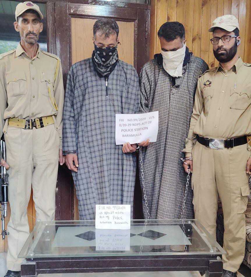 2 drug peddlers arrested in Baramulla 04 05 2024