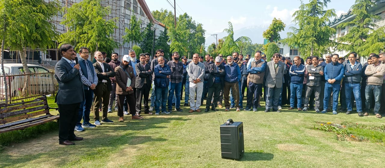NIT Srinagar mourns sudden loss of MED student in tragic road accident 2