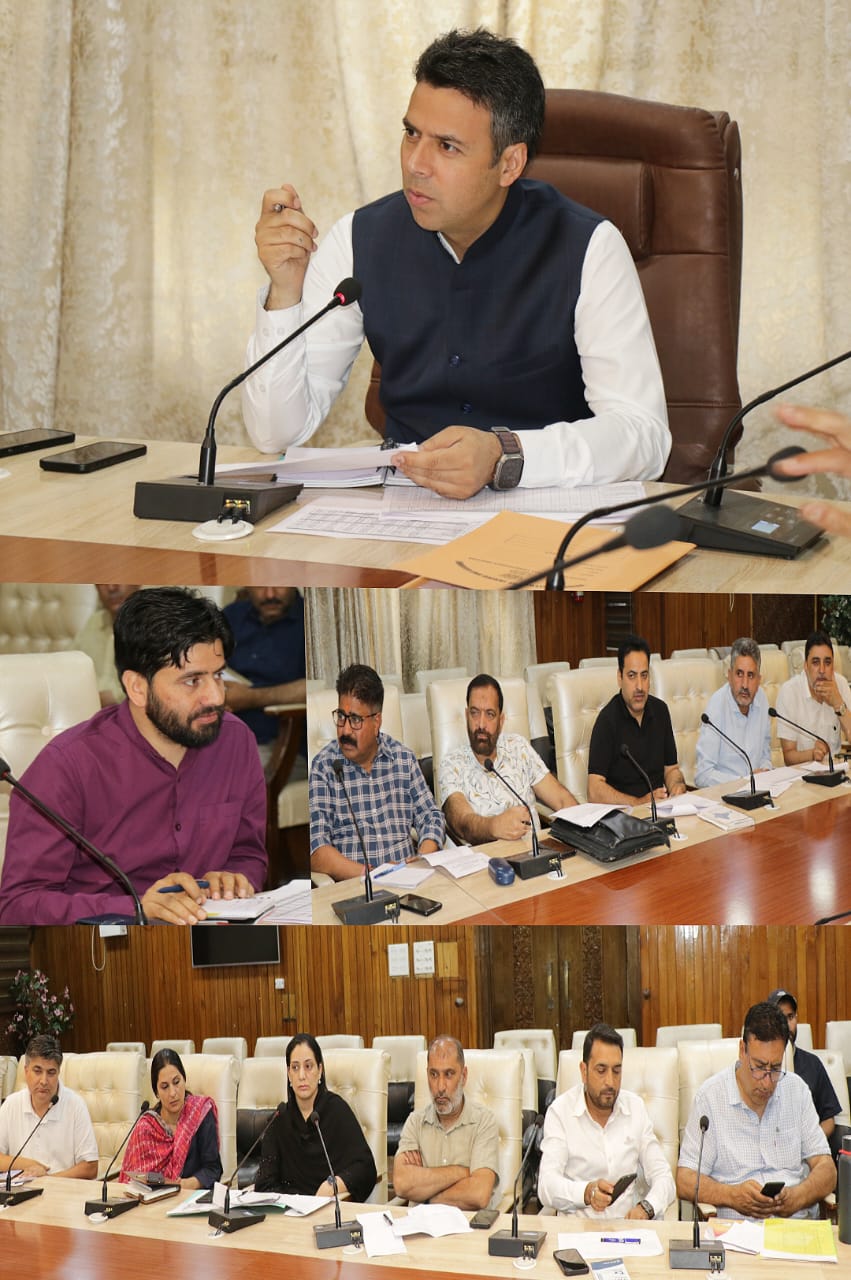 DC Srinagar reviews action plan for upgradation macadamization of roads