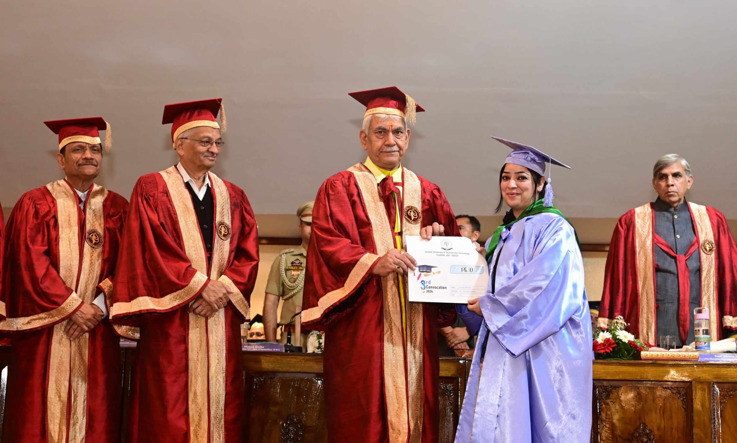 Lt Governor Sh Manoj Sinha addressed aConvocation Ceremony of Islamic University of Science and Technology IUST Awantipora 5 scaled