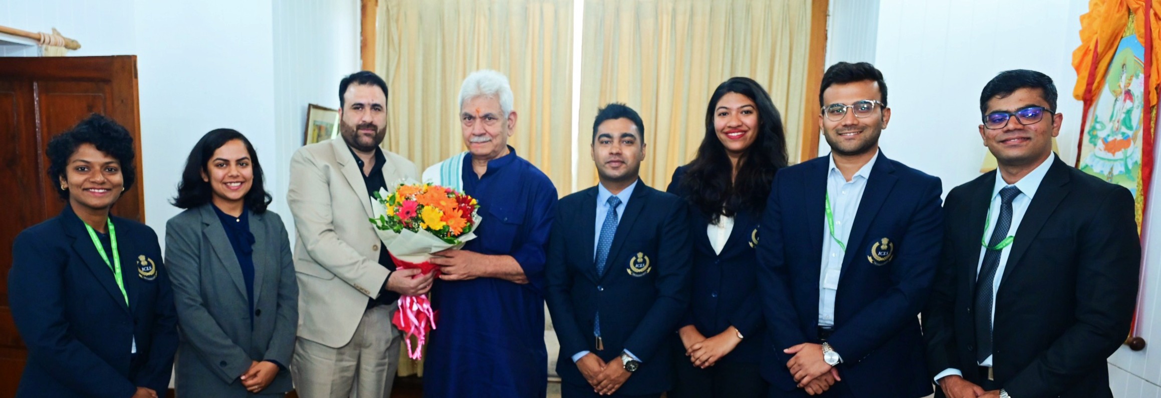 Lt Governor Sh Manoj Sinha meeting Officer Trainees of Indian Corporate Law Service