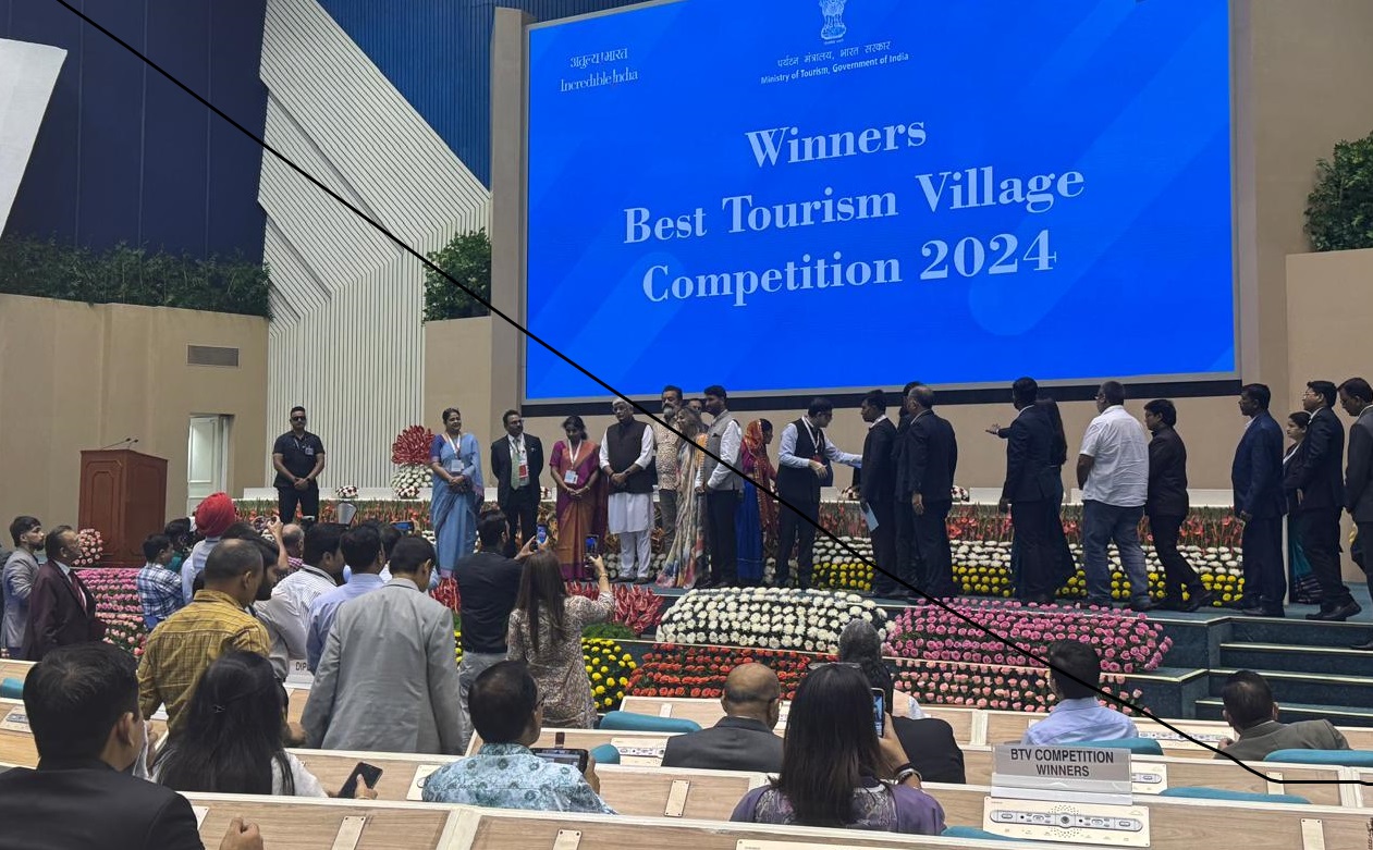 Pahalgams Aru Village gets %E2%80%98Best Tourism Villages of India award 27