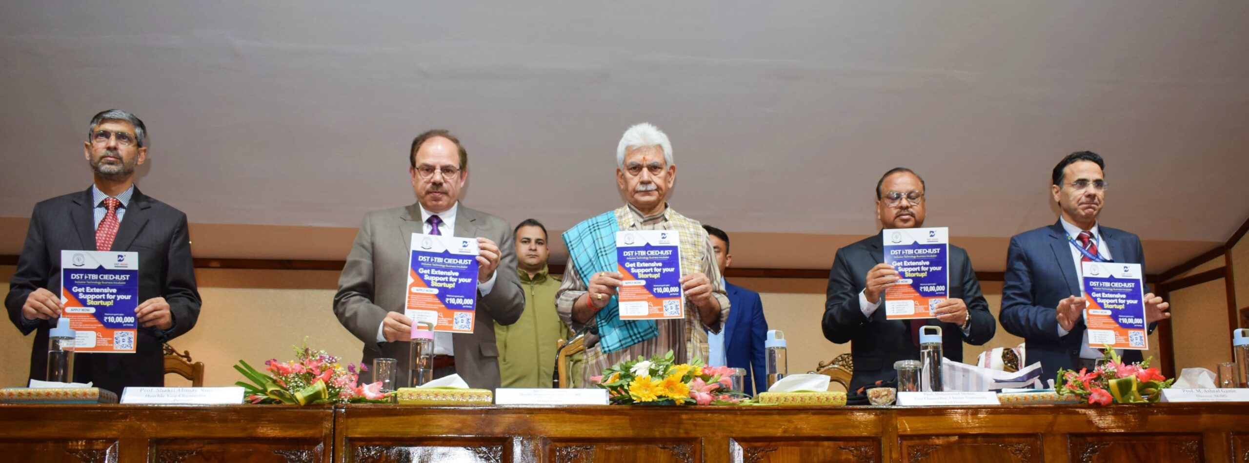 Lt Governor Sh Manoj Sinha attended Foundation Day of IUST 4 scaled
