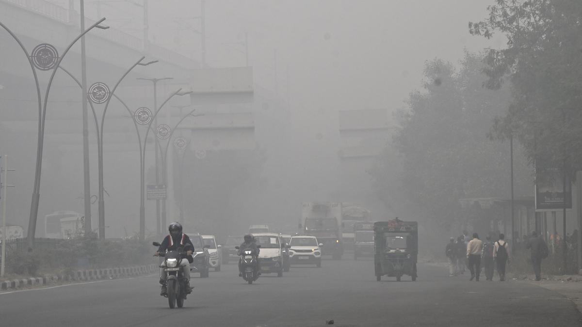 47 FOG 16 12 DELHI