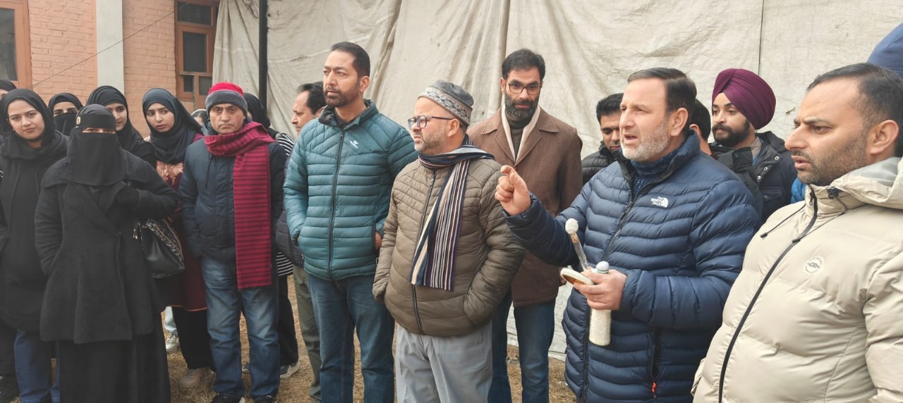 Training programme on Mushroom Cultivation organised for students of S.P College Srinagar at IMDC Lal Mandi
