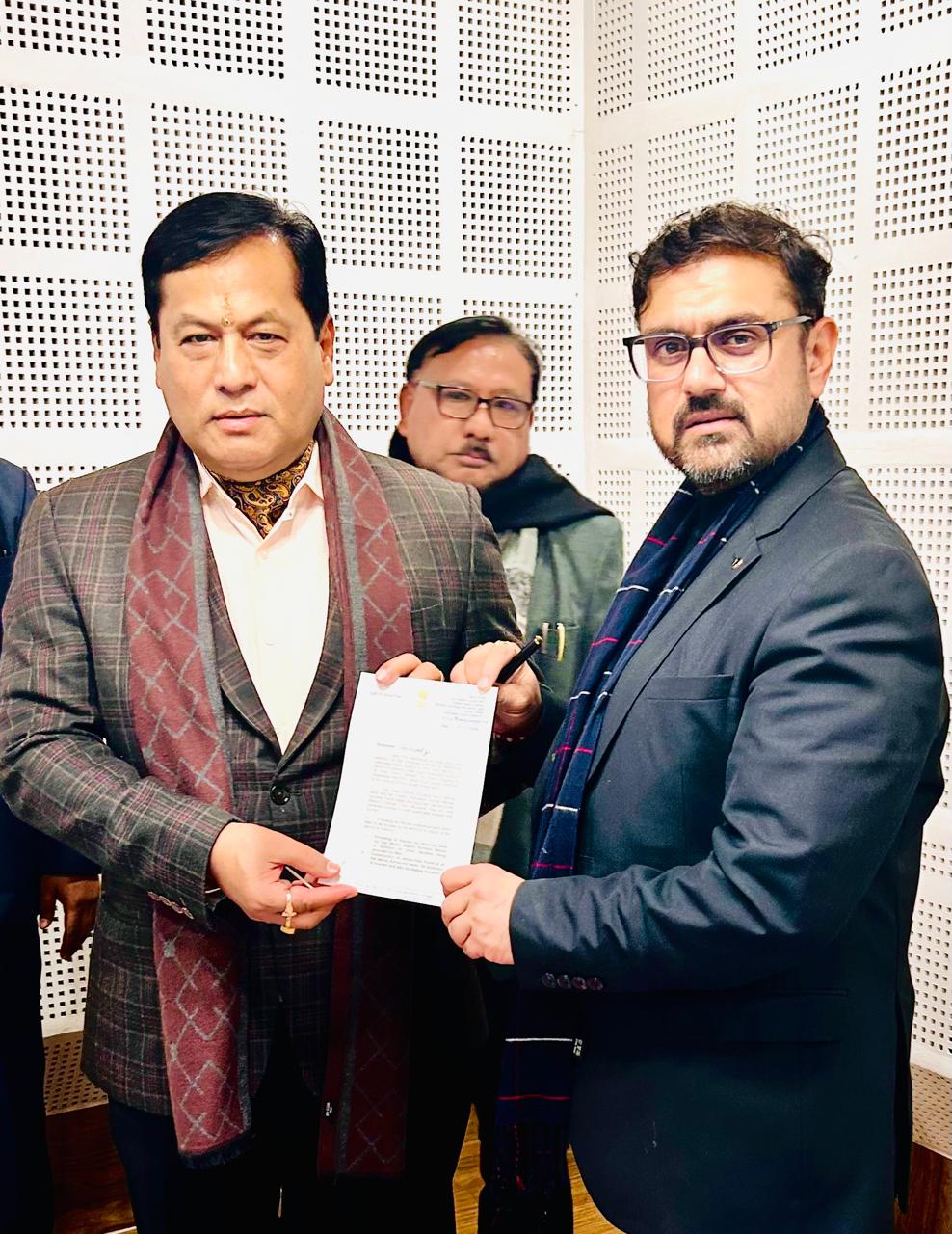 Satish Sharma meets Union Minister Sarbananda Sonowal 11 1