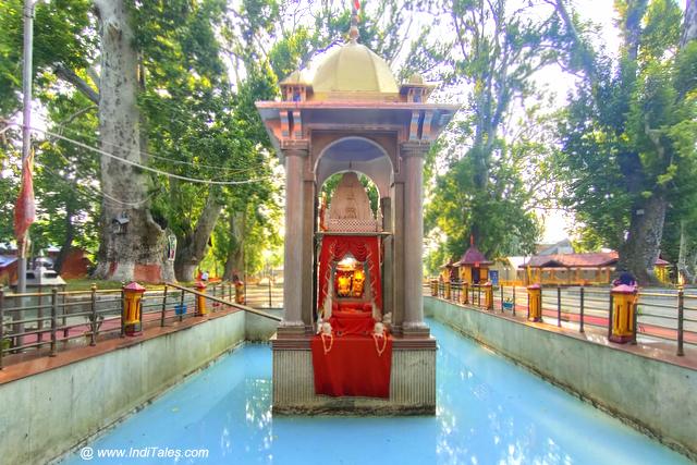 kheer bhawani temple kund