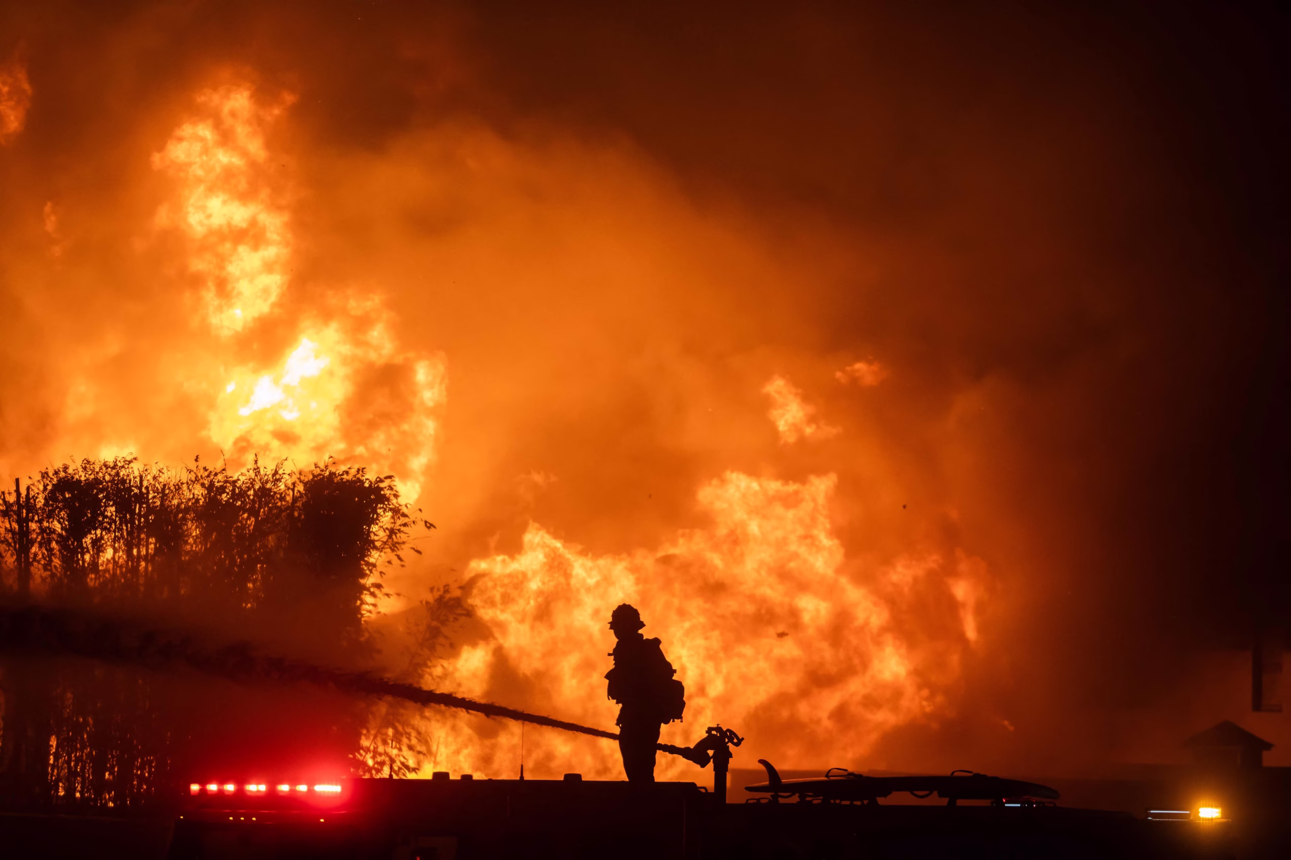los angeles wildfire live updates 1736353922771 scaled