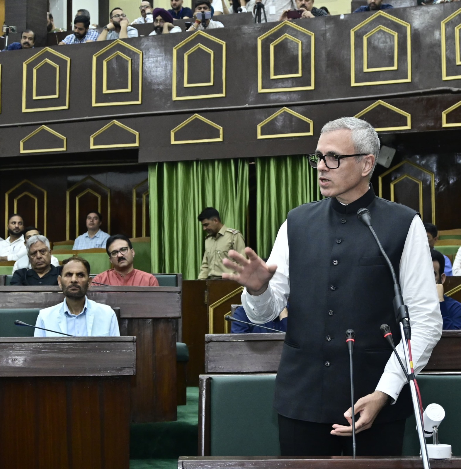 CM Omar Abdullah addresses special session of JK Legislative Assembly following Pahalgam terror attack 28 2