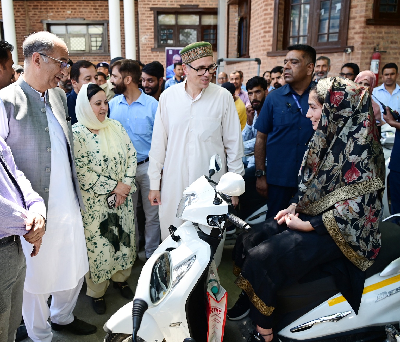CM Omar Abdullah unveils key development projects lays foundation for new works in Ganderbal 6