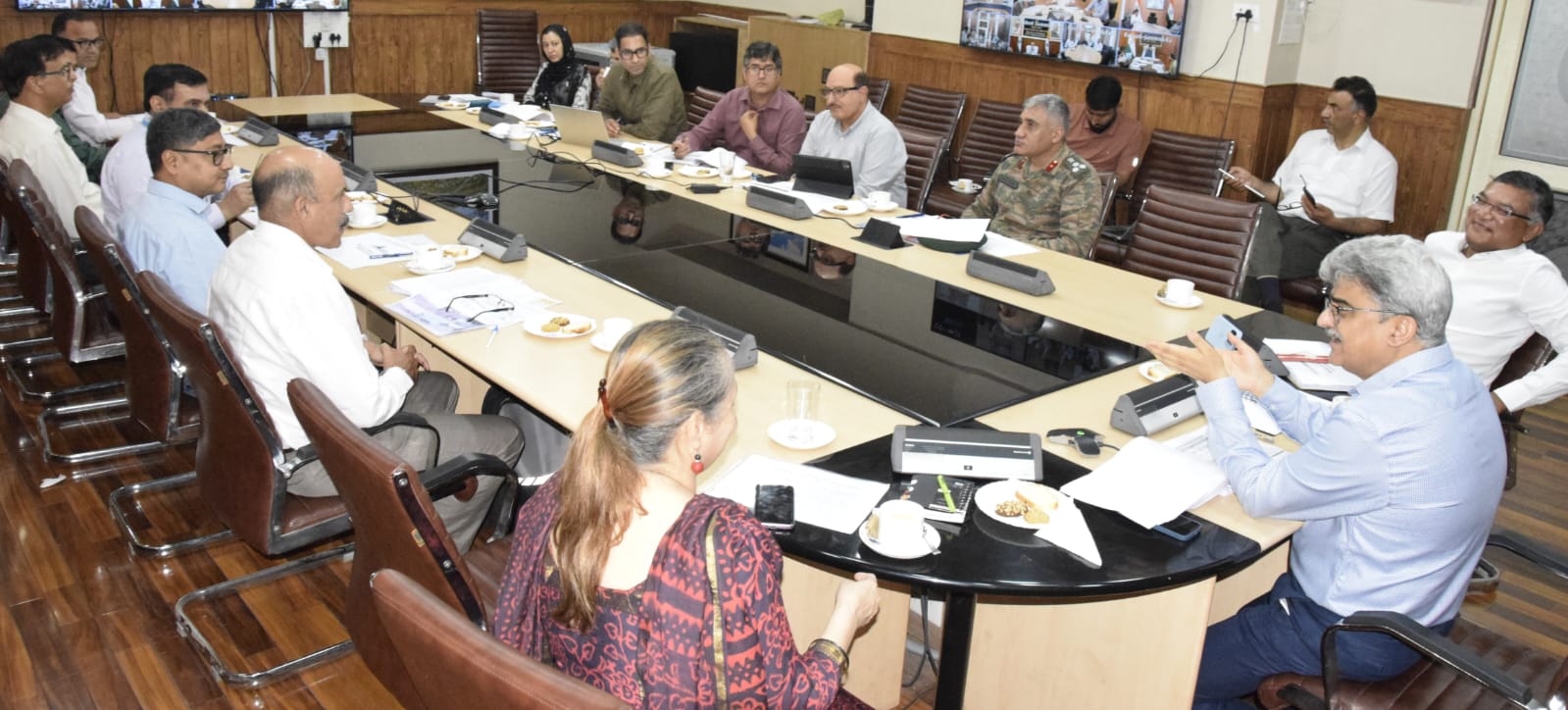 CS assesses pace of completion of highways across JK 27