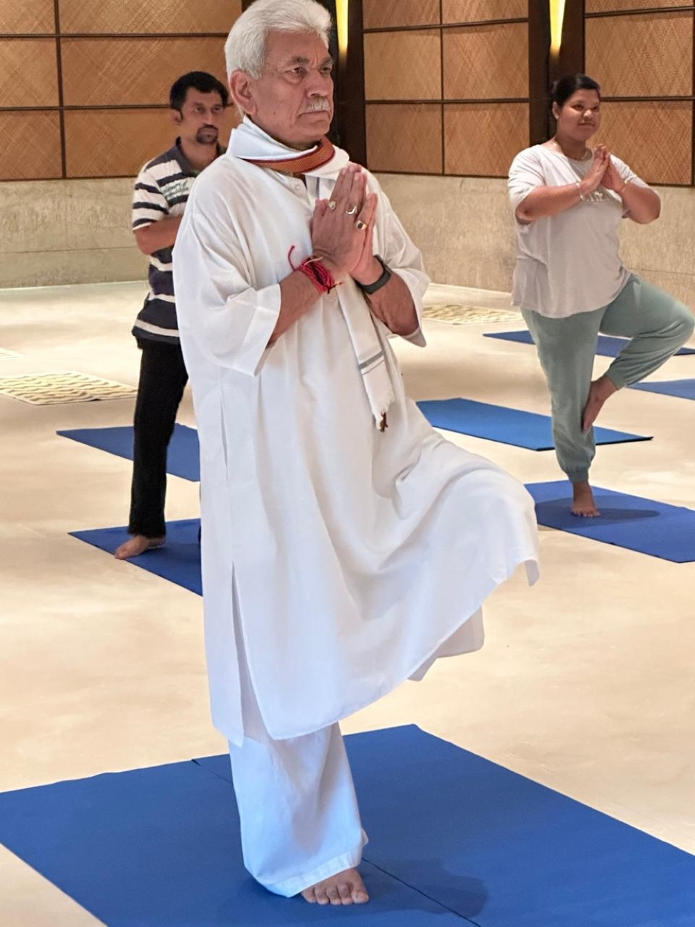 Lieutenant Governor Shri Manoj Sinha participated in 11th International Yoga Day Celebration with Yoga enthusiasts 1