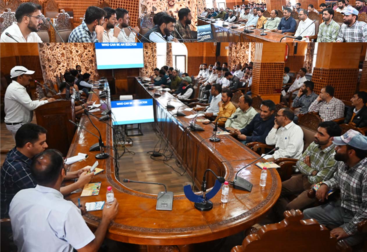 DEO Shopian conducts training program on Intensive Revision of Electoral Rolls 2025