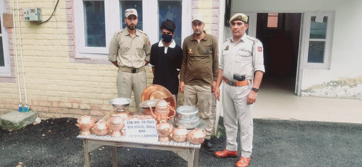 JK Police solves theft case in Anantnag
