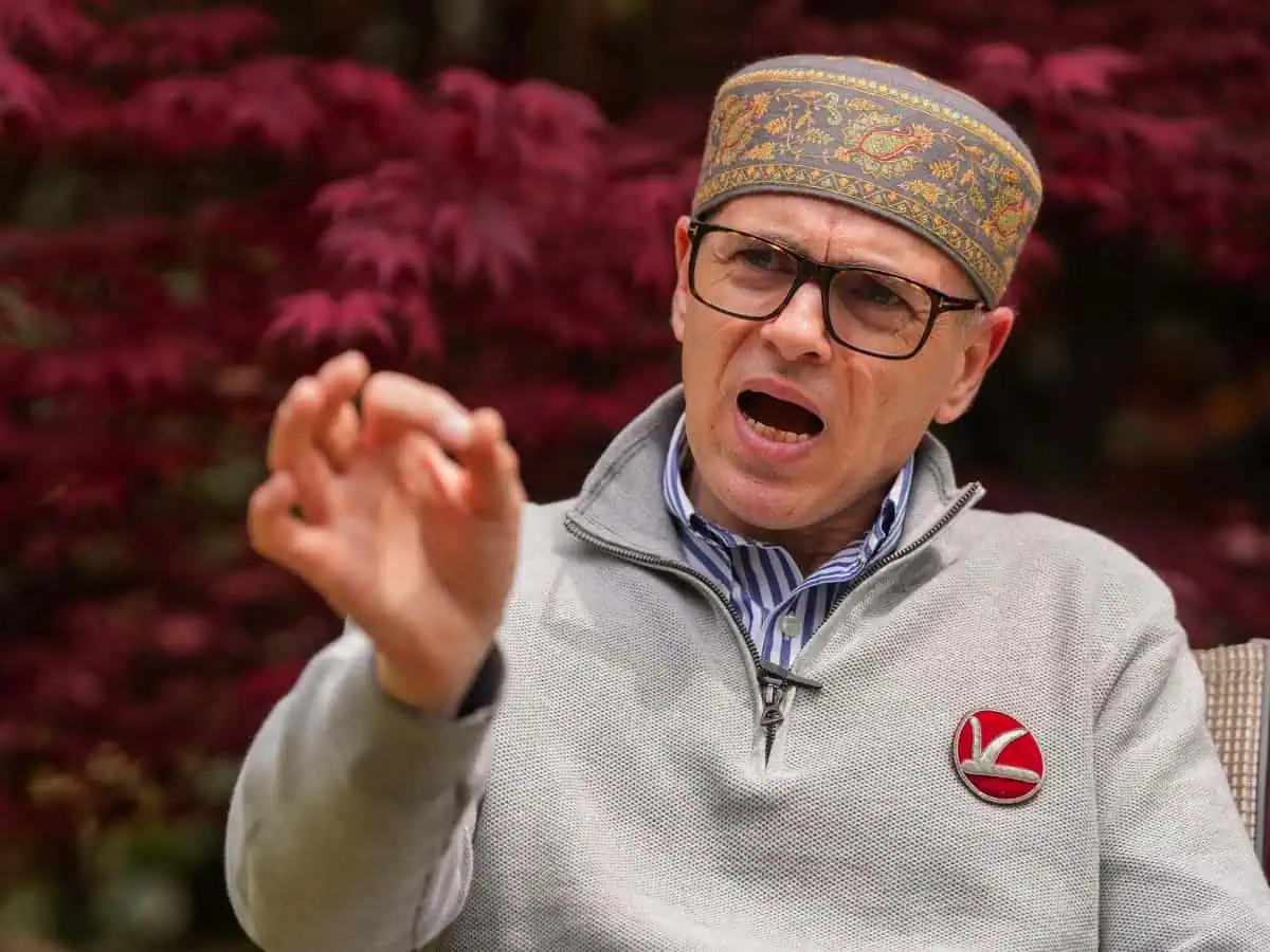Omar Abdullah 370