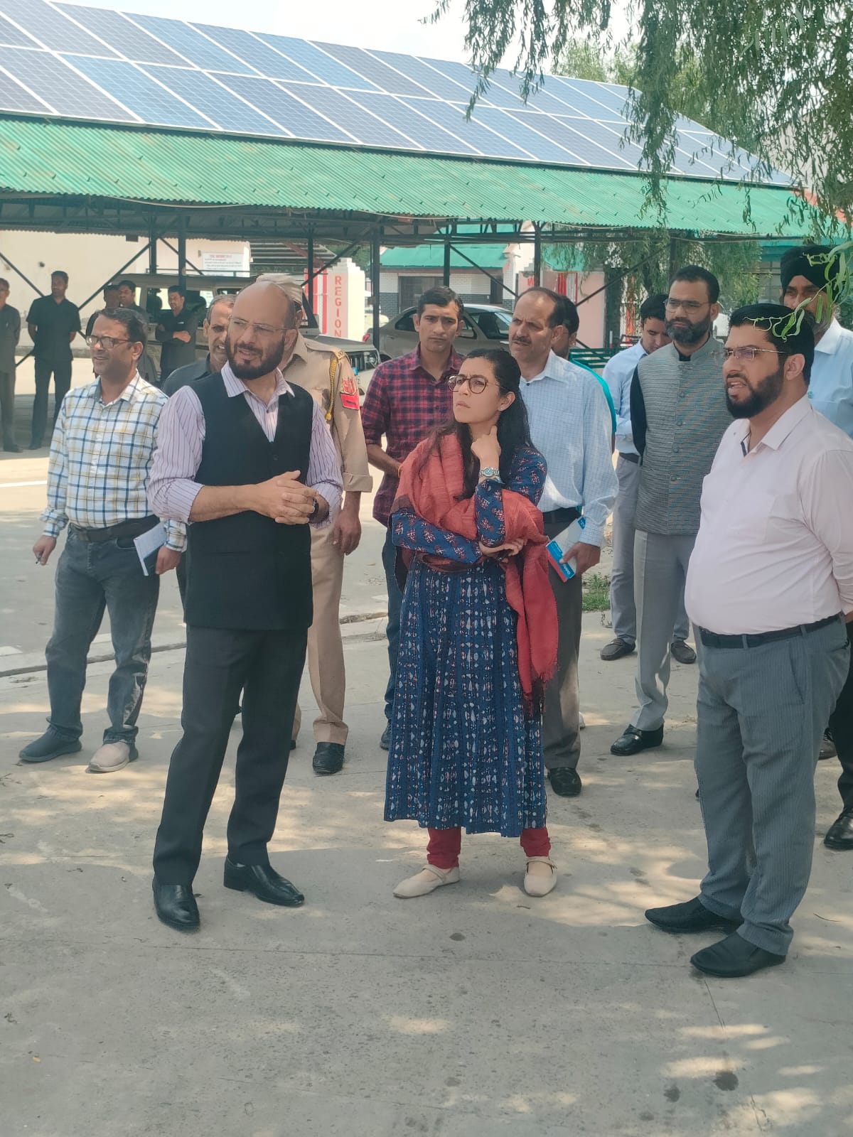 Secretary Transport conducts surprise inspection of SMG Srinagar 29