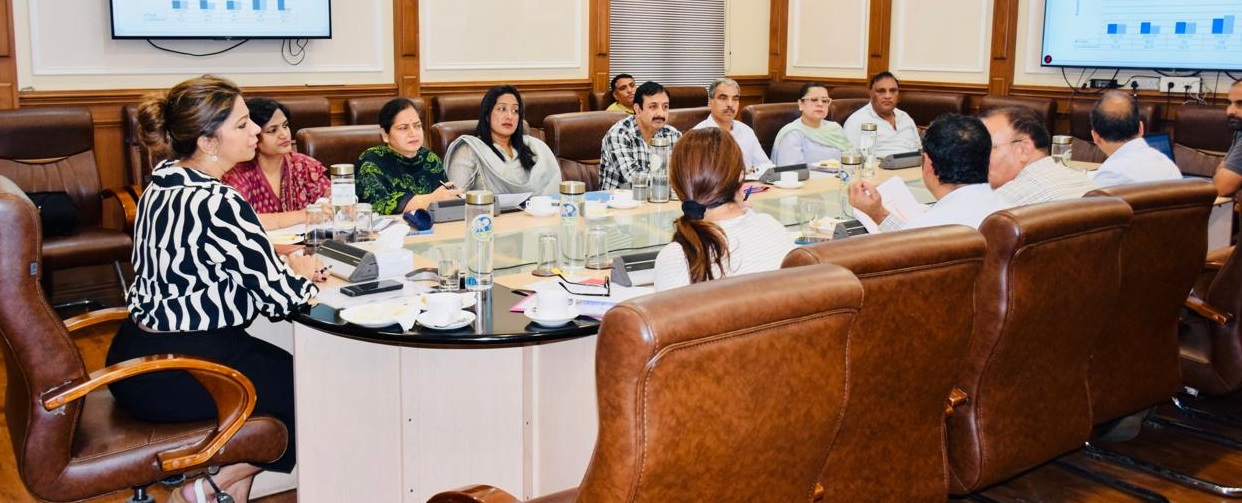 Yasha Mudgal reviews functioning of YSS Deptt 3