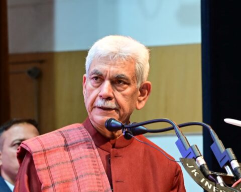 Lieutenant Governor Shri Manoj Sinha attended the closing ceremony of 69th National School Games 2025 3