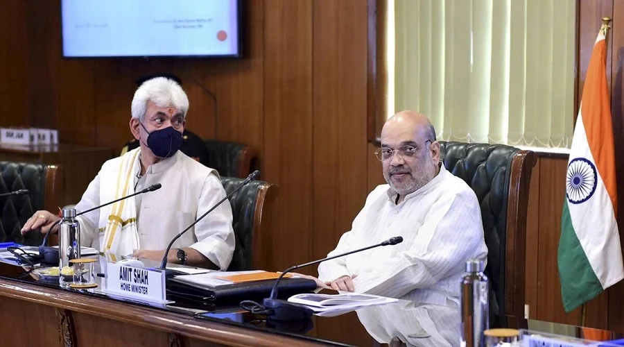 Manoj Sinha Amit Shah Kashmir New Delhi Centre.jpg