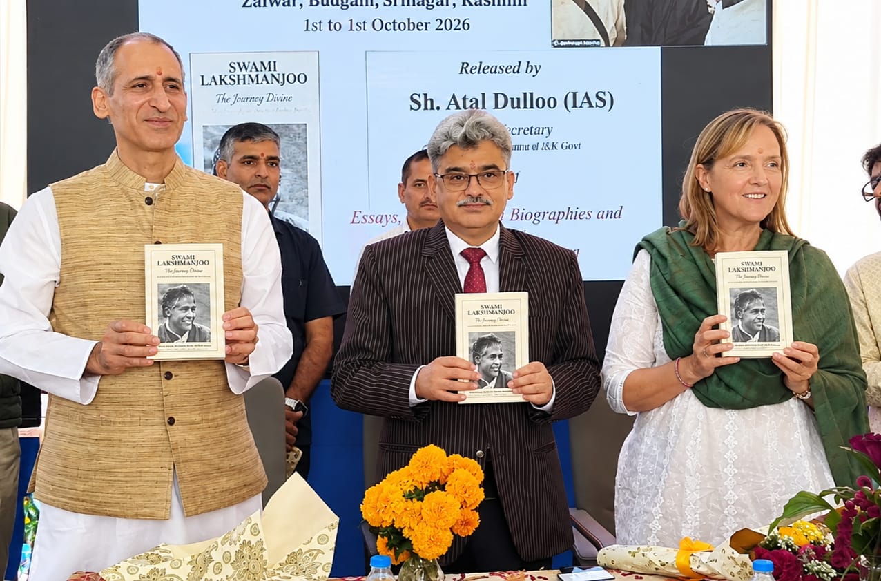 CS Dulloo releases book on Swami Lakshmanjoo at historic Ishwar Ashram 01