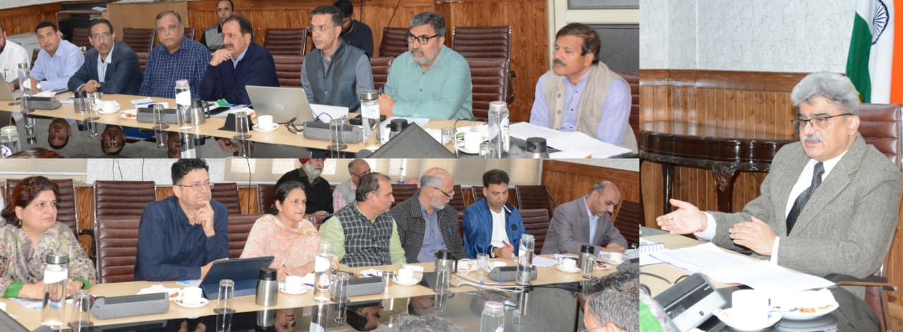 CS Dulloo reviews progress on solarization of houses govt buildings in JK 7